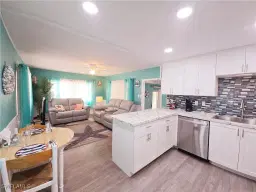 Picture of 19 Moorhead Mnr 19, Naples, FL 34112