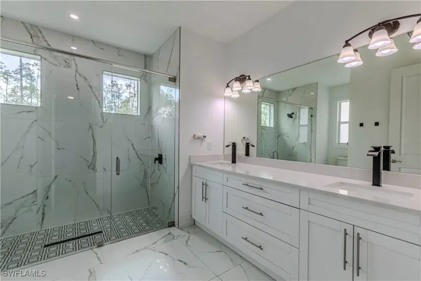 Picture of 4719 6Th Ave Ne, Naples FL 34120