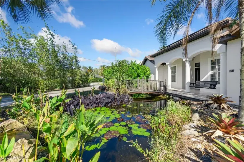 Picture of 850 25Th St Sw, Naples FL 34117