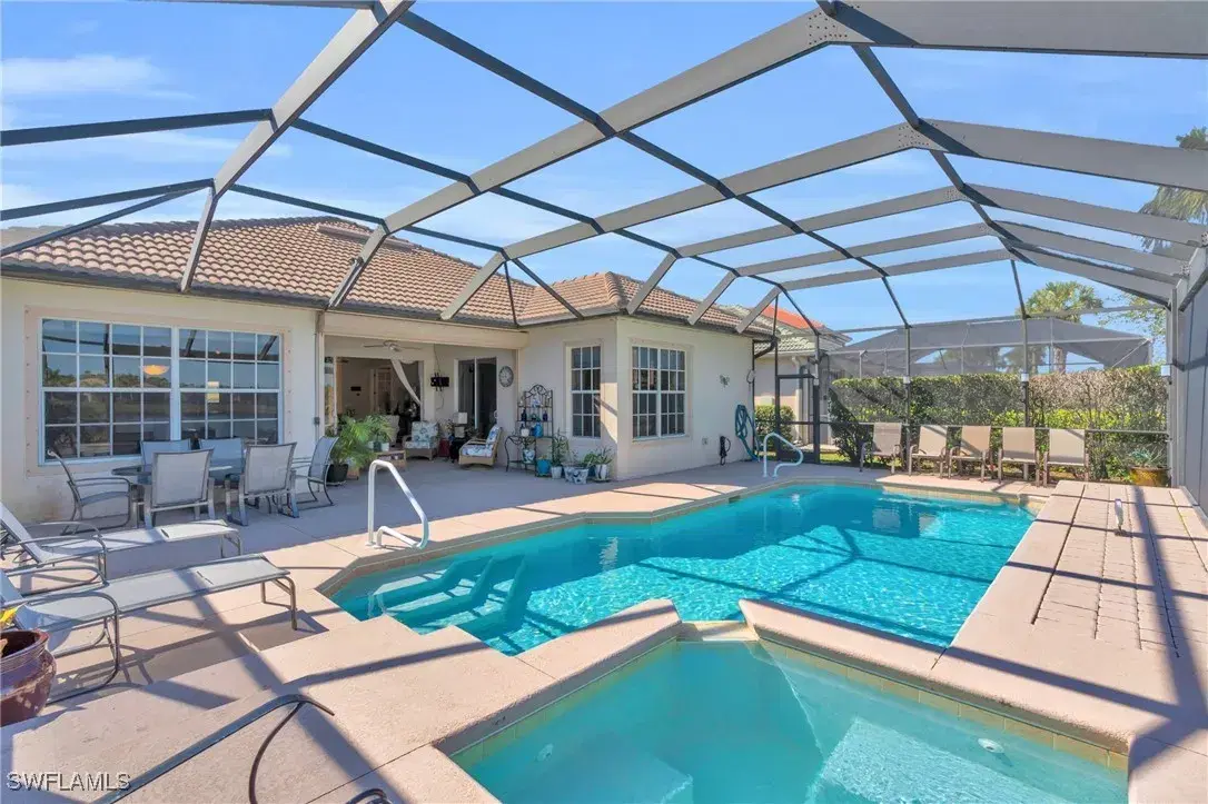 Picture of 12890 Kentfield Ln, Fort Myers, FL 33913