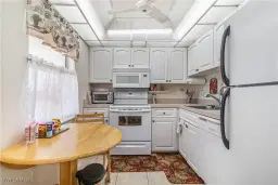 Picture of 1828 Pine Valley Dr 309, Fort Myers, FL 33907