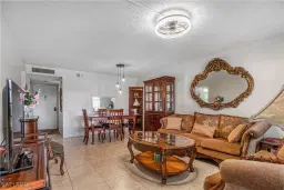 Picture of 1828 Pine Valley Dr 309, Fort Myers, FL 33907