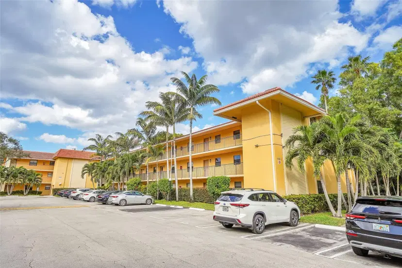 Picture of 11441 NW 39Th Ct 218, Coral Springs FL 33065