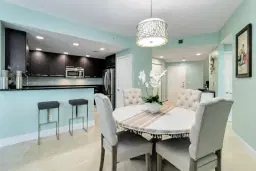 Picture of 3030 NE 188Th Street 404, Aventura, FL 33180