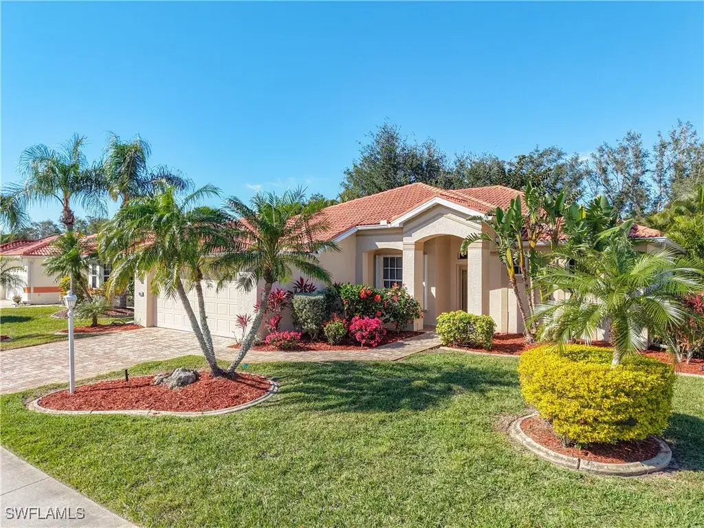 Picture of 2061 Corona Del Sire Dr, North Fort Myers, FL 33917