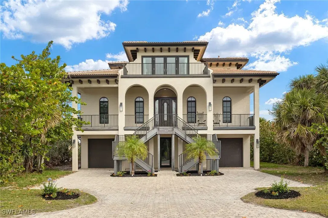 Picture of 461 Lake Murex Cir, Sanibel, FL 33957