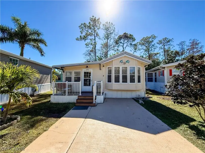 Picture of 10707 Yellow Rail Cir 4, Estero FL 33928
