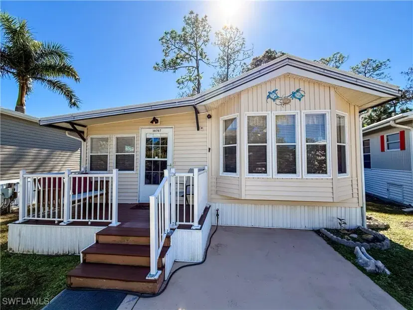 Picture of 10707 Yellow Rail Cir 4, Estero FL 33928