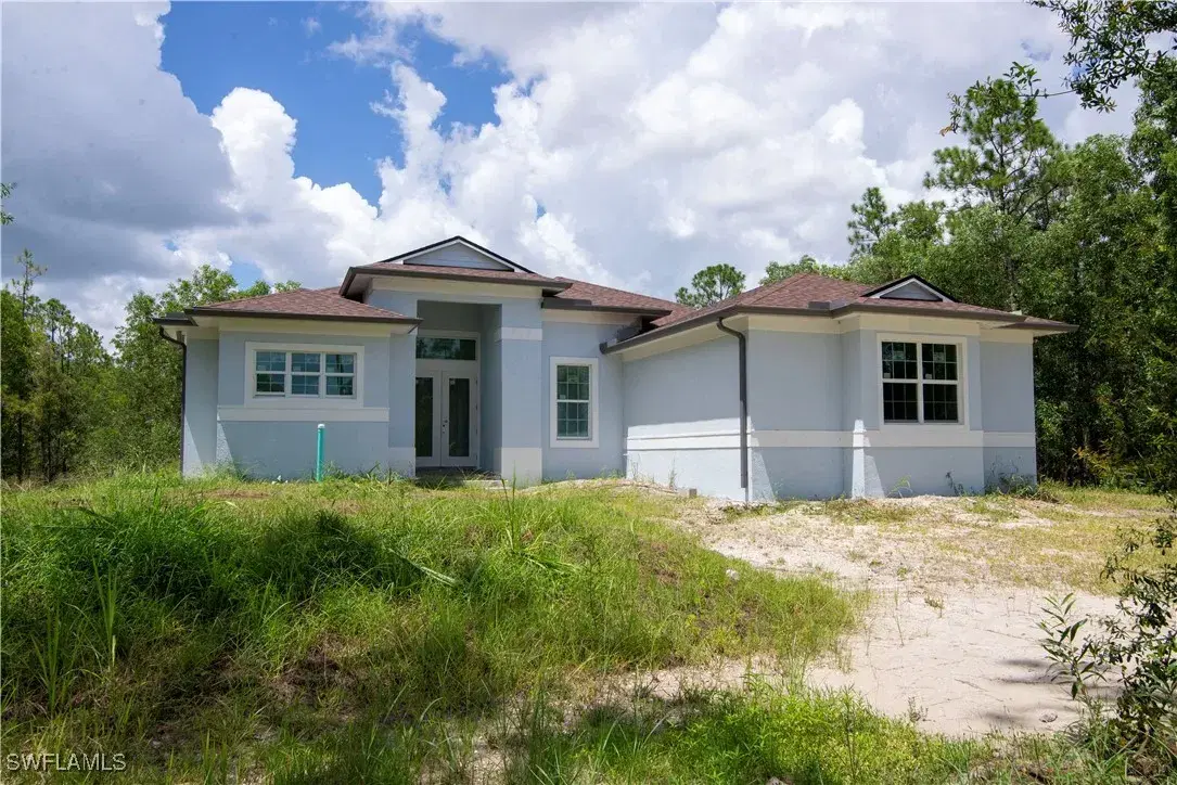 Picture of 3677 Oil Well Rd, Naples, FL 34120