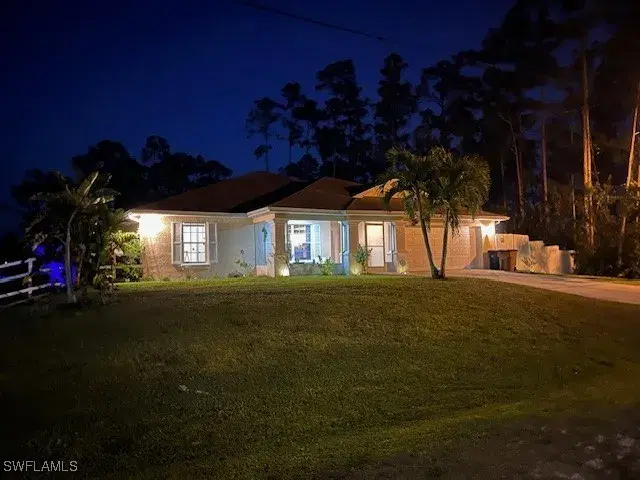 Picture of 822 Johns Ave, Lehigh Acres FL 33972