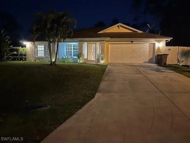 Picture of 822 Johns Ave, Lehigh Acres FL 33972
