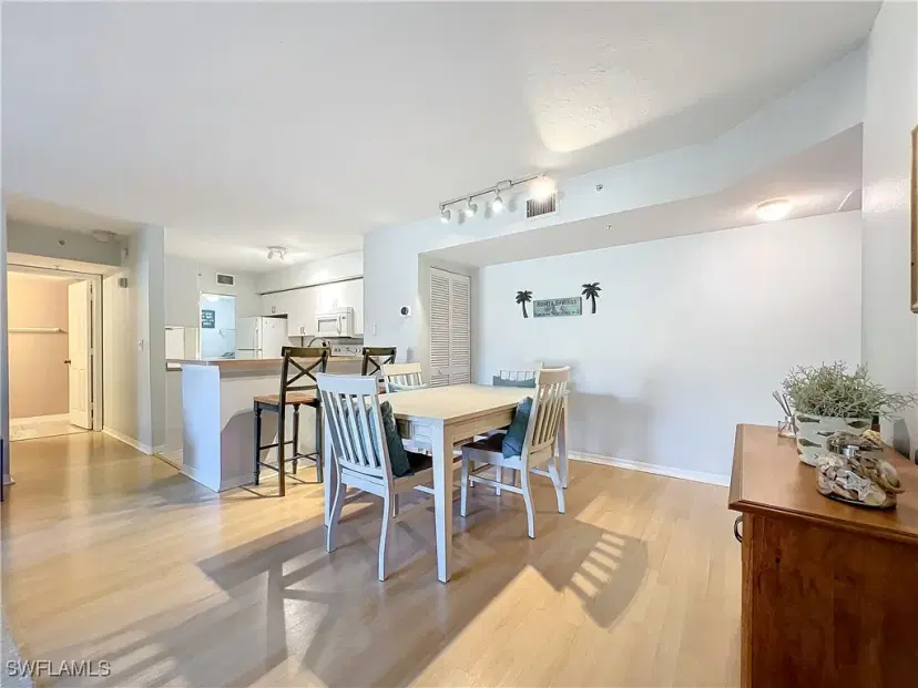 Picture of 8930 Colonnades Ct E 626, Bonita Springs FL 34135