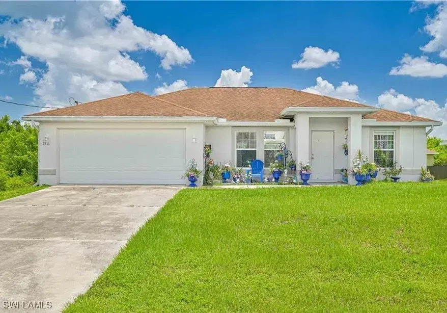 Picture of 1916 Loyola Ave, Lehigh Acres, FL 33972
