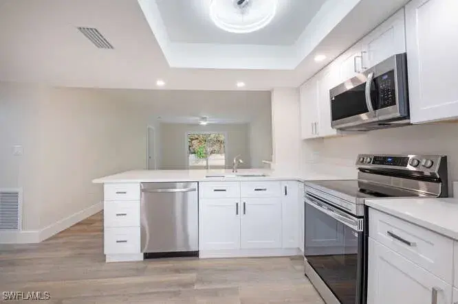 Picture of 140 Cypress Way E 601, Naples FL 34110