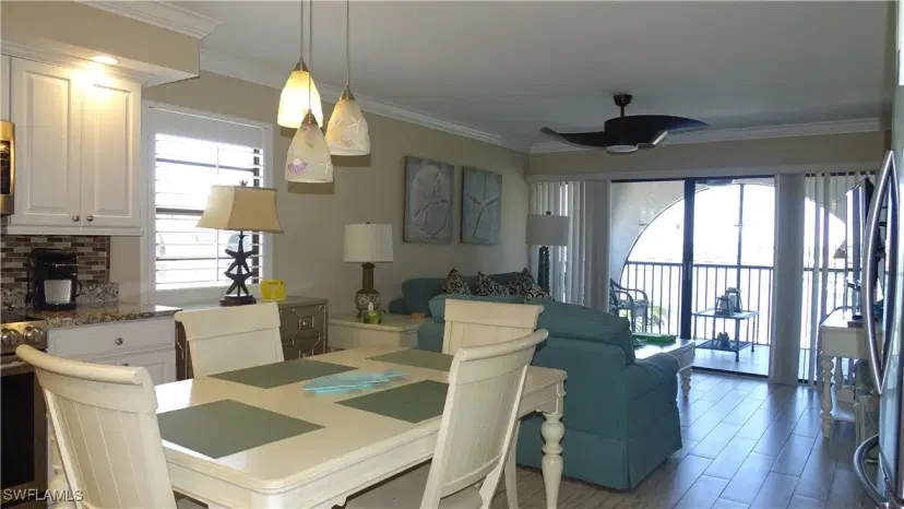 Picture of 1019 Anglers Cv F501, Marco Island FL 34145
