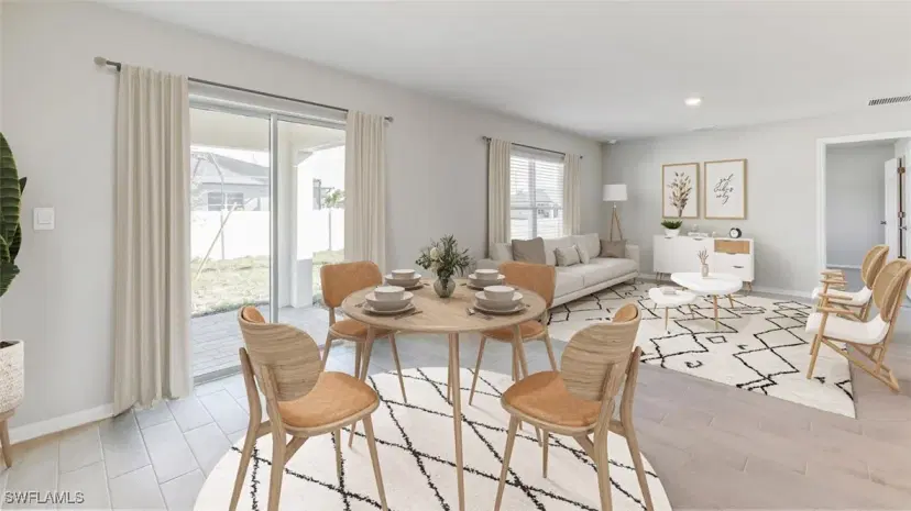 Picture of 712 NE 3Rd Ave, Cape Coral FL 33909