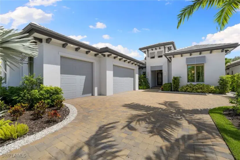Picture of 19925 Montserrat Ln, Estero FL 33928