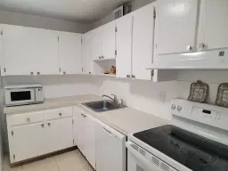 Picture of 8220 SW 24Th St 4215, North Lauderdale, FL 33068