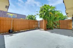 Picture of 873 Springdale Circle, Palm Springs, FL 33461