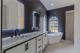 Picture of 4273 18Th St Ne, Naples, FL 34120