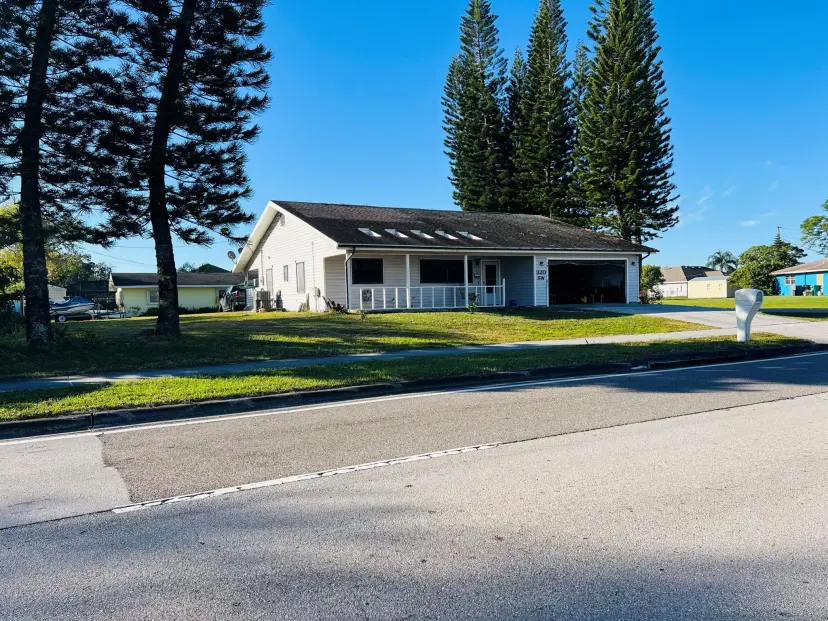 Picture of 320 SW Prima Vista Boulevard, Port St Lucie FL 34983