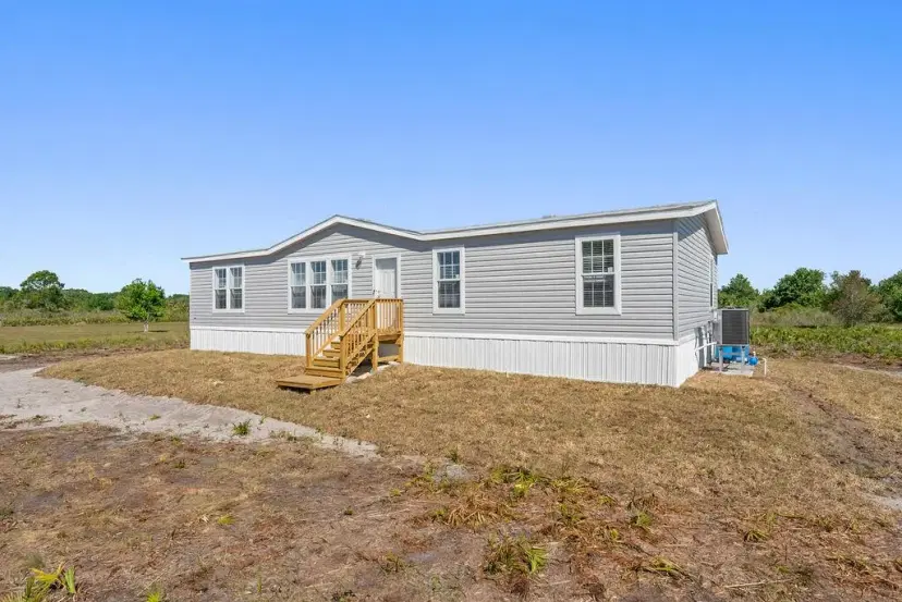 Picture of 18987 NW 268Th Street, Okeechobee FL 34972