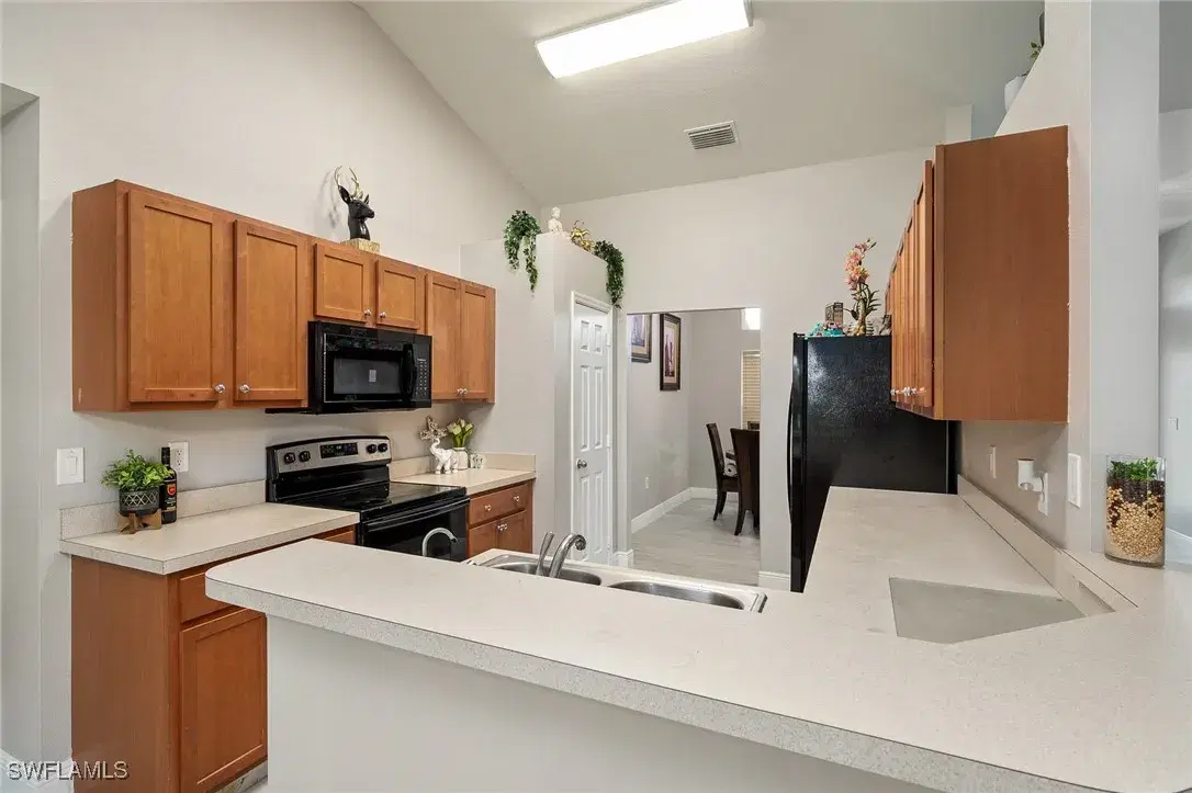Picture of 2519 NW Embers Ter, Cape Coral, FL 33993