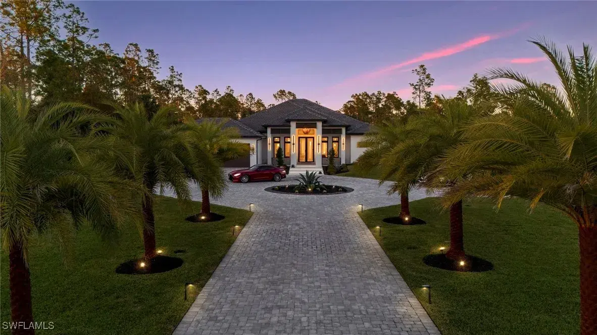 Picture of 467 20Th Ave Ne, Naples, FL 34120