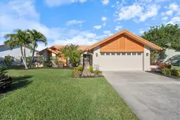 Picture of 12725 Inverary Cir, Fort Myers, FL 33912