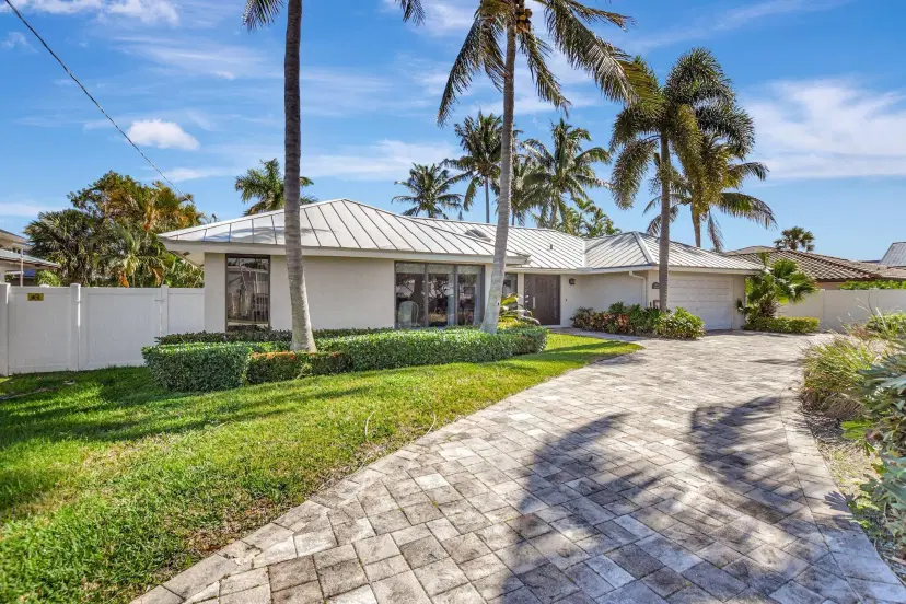 Picture of 3026 NE 6Th Drive, Boca Raton FL 33431