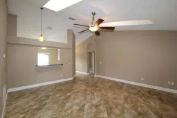 Picture of 212 SW Ridgecrest Drive Sw, Port St Lucie, FL 34953