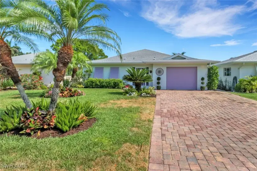 Picture of 14 Rivard Rd 7, Naples FL 34112