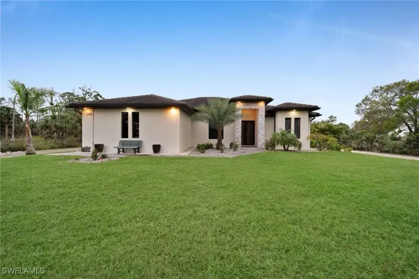 Picture of 2330 6Th Ave Ne, Naples FL 34120