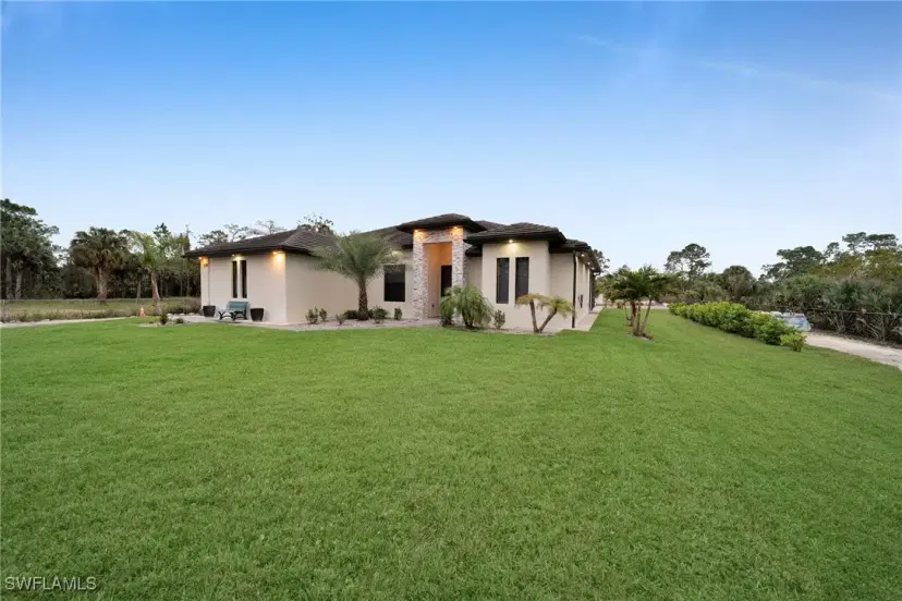 Picture of 2330 6Th Ave Ne, Naples FL 34120