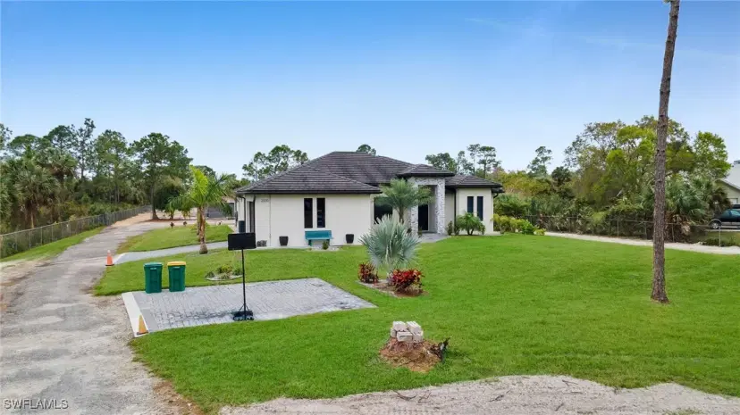 Picture of 2330 6Th Ave Ne, Naples FL 34120