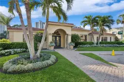 Picture of 7024 Pelican Bay Blvd F101, Naples, FL 34108