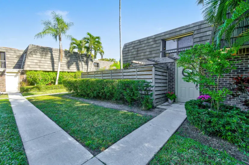 Picture of 222 2Nd Terrace, Palm Beach Gardens FL 33418