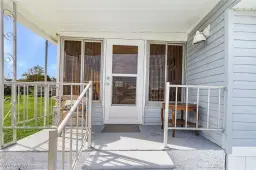 Picture of 400 Twig Ct S, North Fort Myers, FL 33917