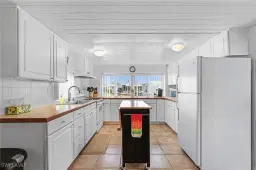 Picture of 400 Twig Ct S, North Fort Myers, FL 33917