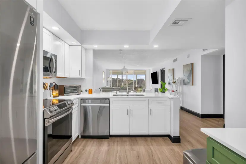 Picture of 806 Cypress Blvd 405, Pompano Beach FL 33069