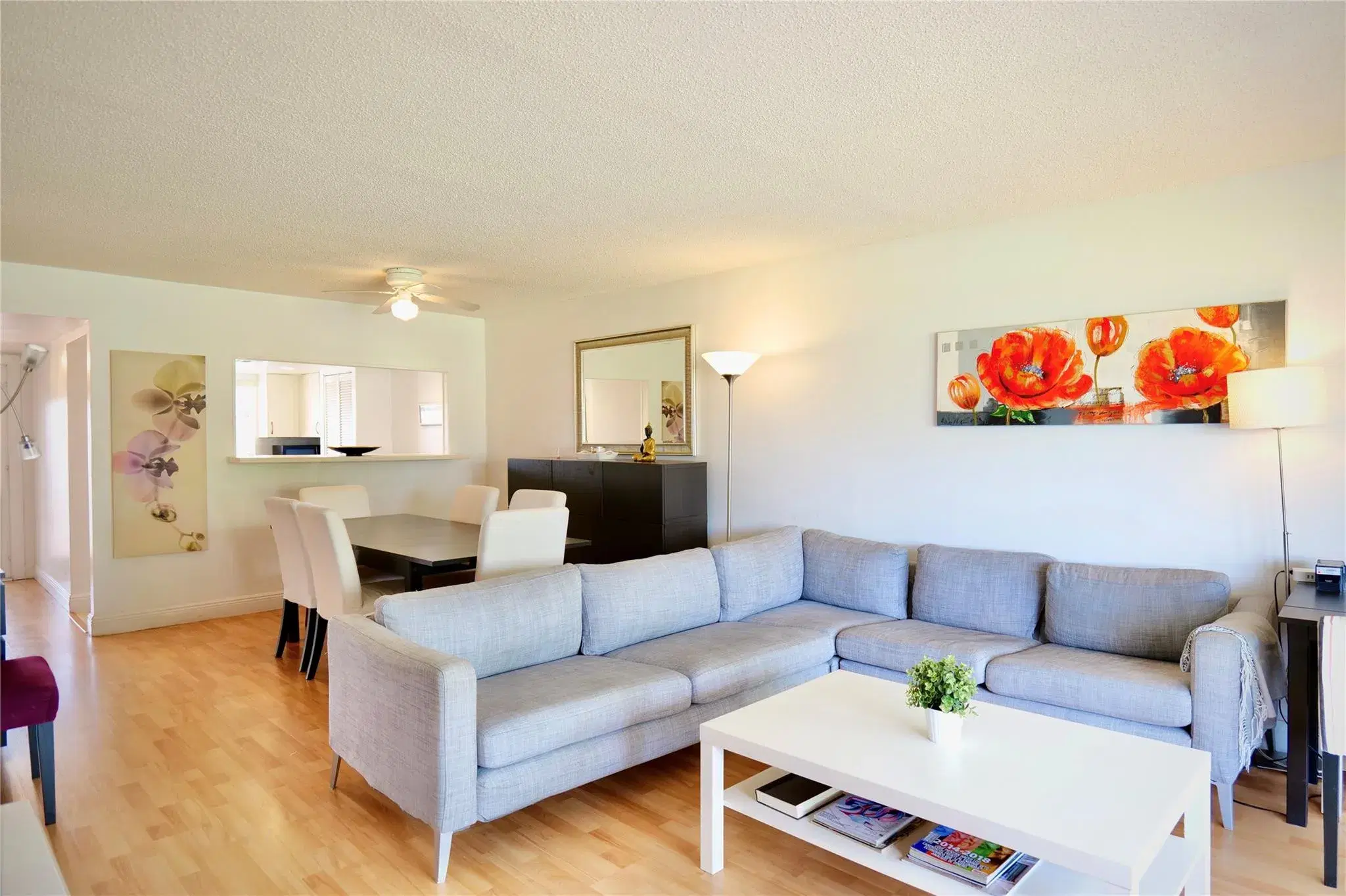 Picture of 9721 Sunrise Lakes Blvd 203, Sunrise, FL 33322