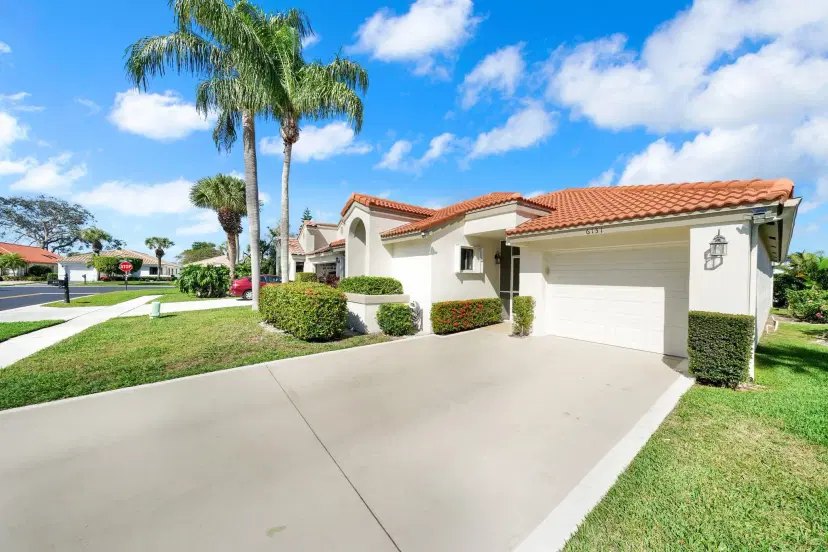Picture of 6131 Bluegrass Dr, Boynton Beach FL 33437