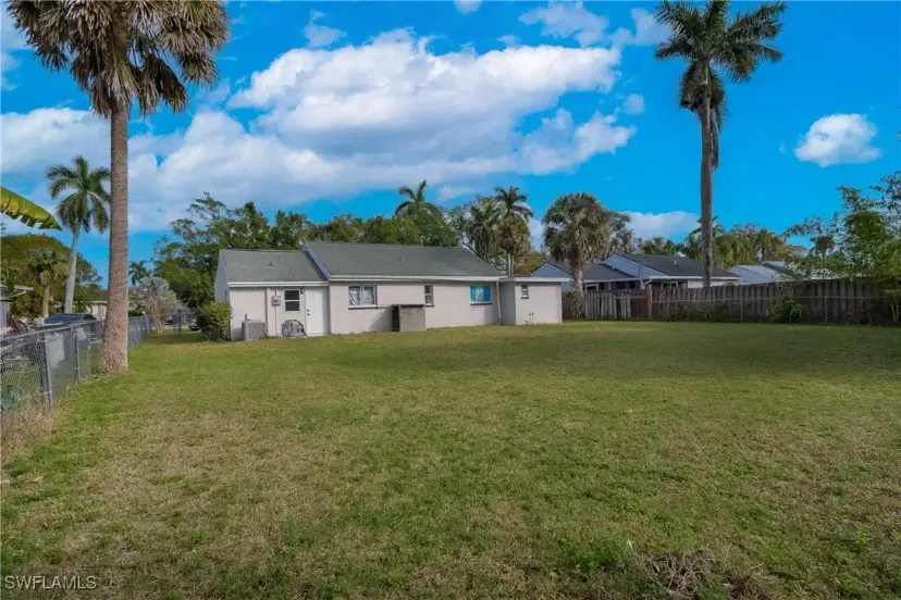 Picture of 4408 Poinsettia St, Fort Myers FL 33905
