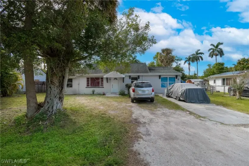 Picture of 4408 Poinsettia St, Fort Myers FL 33905