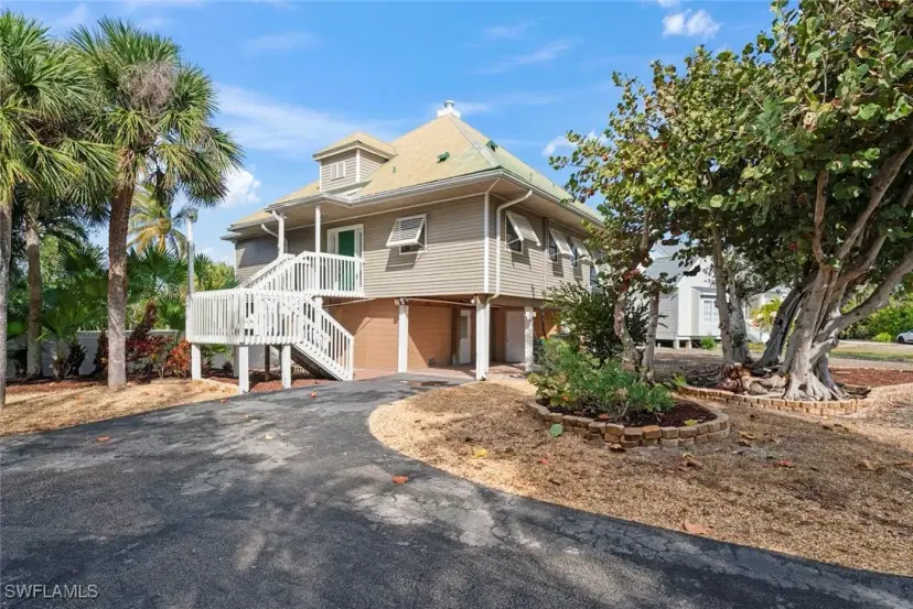 Picture of 1410 Sand Castle Rd, Sanibel FL 33957