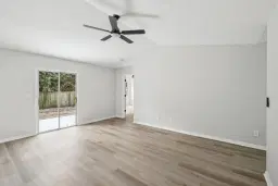 Picture of 1055 9Th Square, Vero Beach, FL 32960