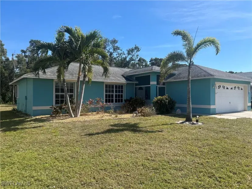 Picture of 23465 Olde Meadowbrook Cir, Estero FL 34134