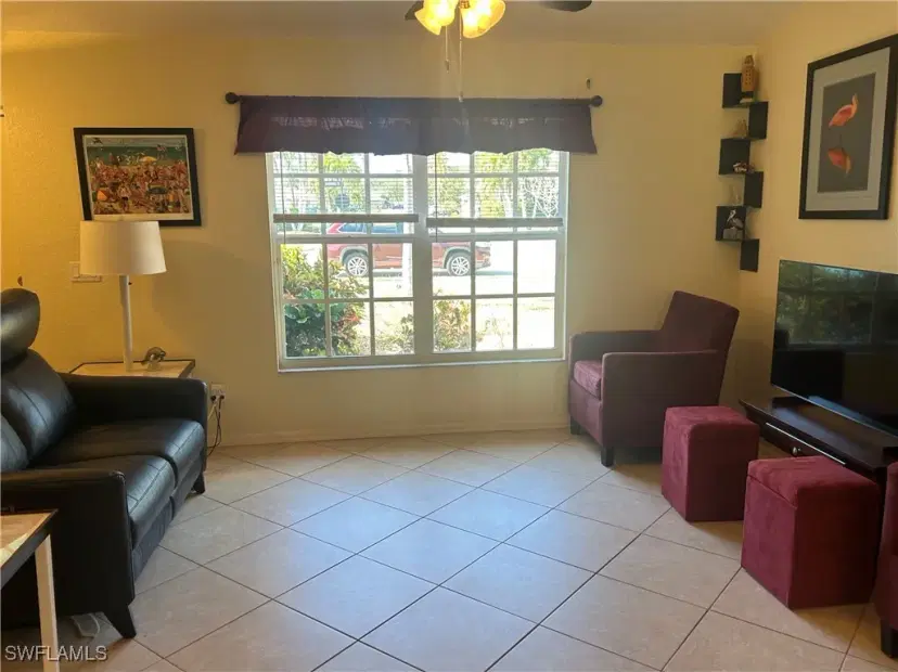 Picture of 23465 Olde Meadowbrook Cir, Estero FL 34134