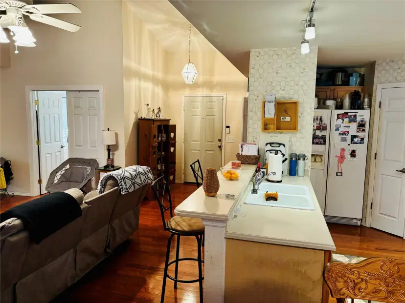 Picture of 4147 Kingsfield Dr, Parrish FL 34219