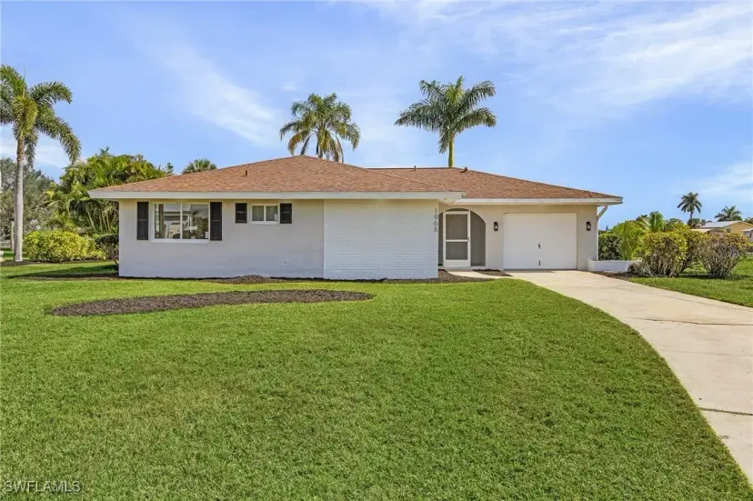 Picture of 1966 Bahama Ave, Fort Myers FL 33905